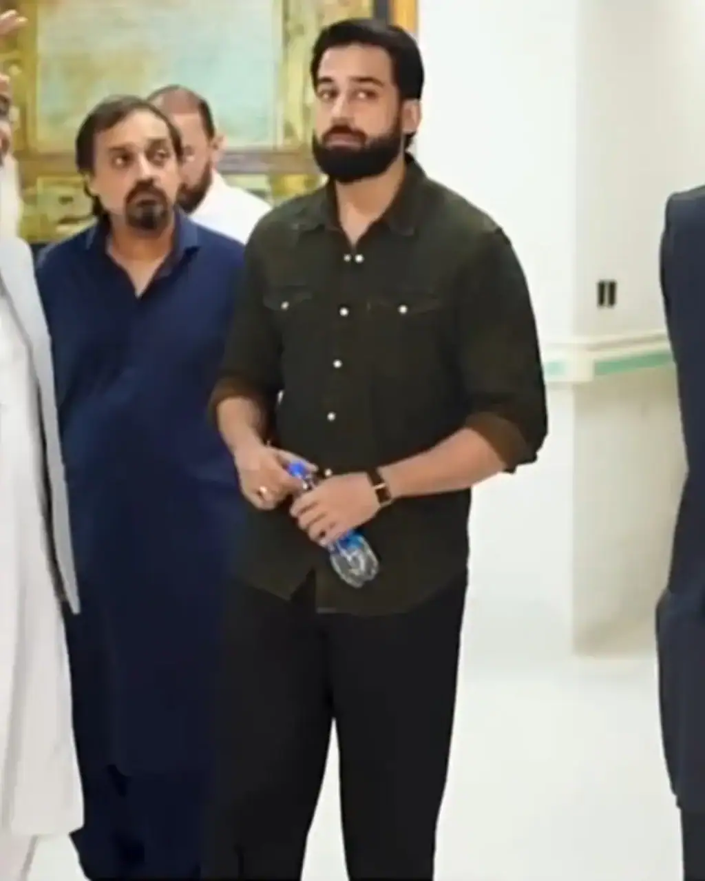 Bilal Abbas Khan’s Gesture For Children Wins Hearts
