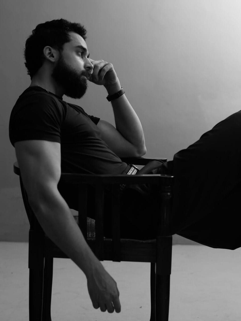 Bilal Abbas Khan’s Gesture For Children Wins Hearts