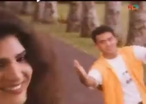 Wasim Akram Exposes Friend Fakhar e Aalam's Dancing Skills Wasim Akram Exposes Friend Fakahr e Aalam’s Dancing Skills