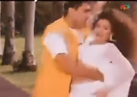 Wasim Akram Exposes Friend Fakhar e Aalam's Dancing Skills Wasim Akram Exposes Friend Fakahr e Aalam’s Dancing Skills