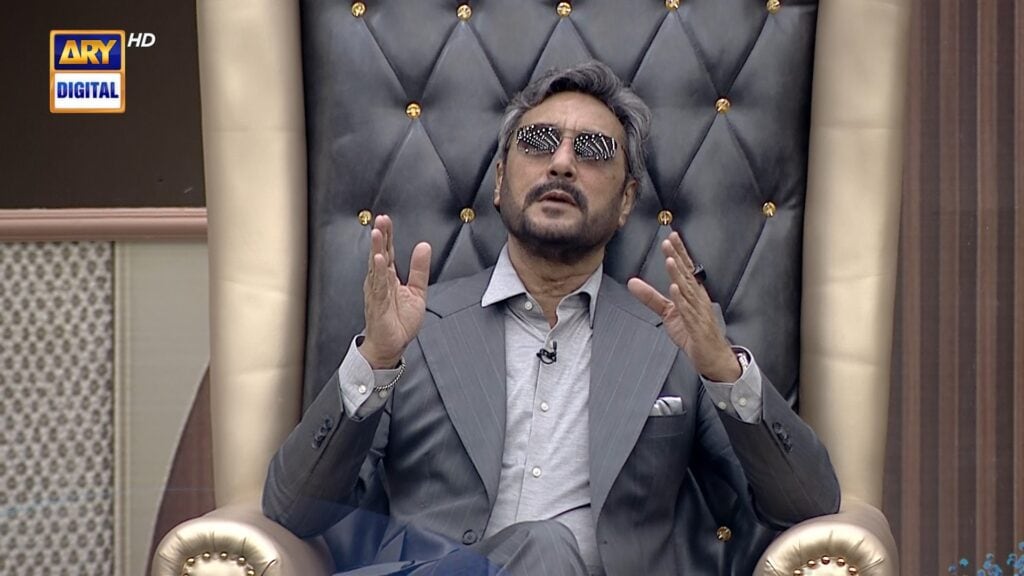 Internet Calls Out Badshah Salamat For Unfair Treatment Of Fasih Khalid Internet Calls Out Badshah Salamat For Unfair Treatment Of Fasih Khalid