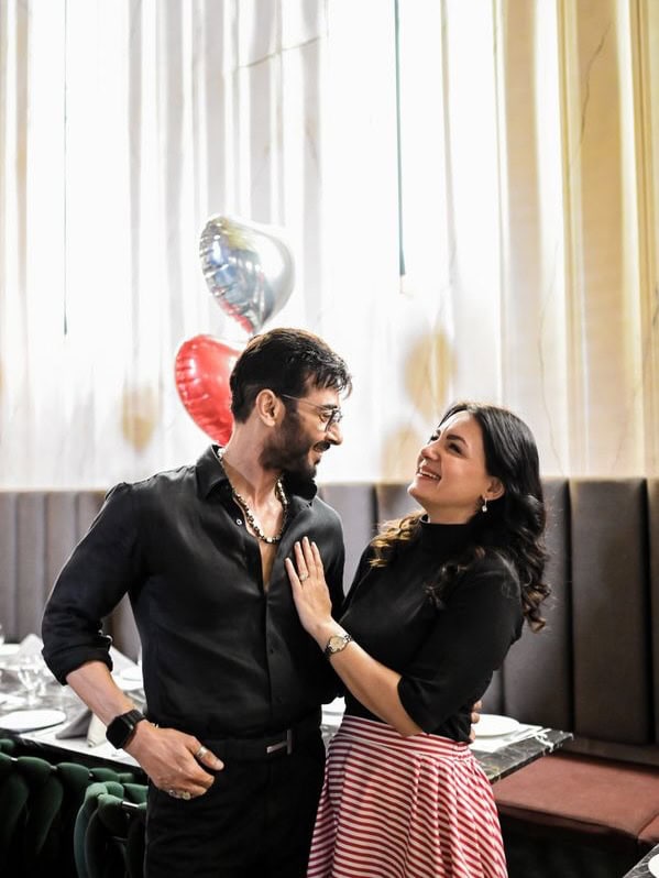 Faysal Quraishi & Wife Celebrate 16th Wedding Anniversary Auto Draft