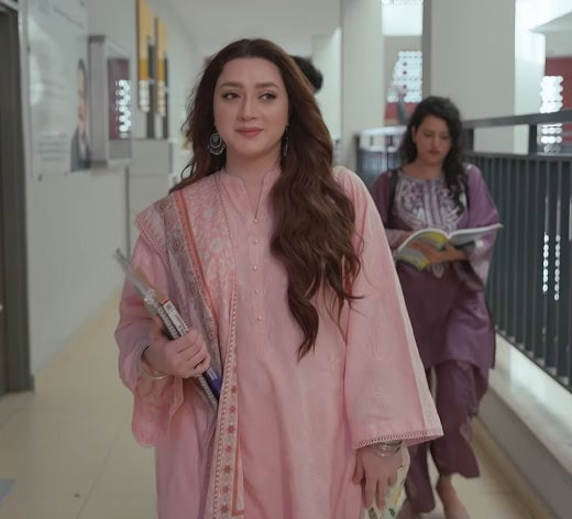 Nizaam Episode 1 - Viewers Troll Usama Khan & Momina Iqbal As College Students