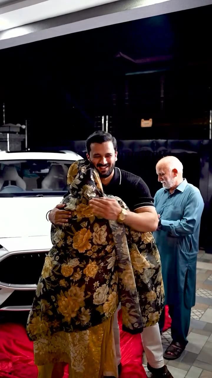 Rajab Butt’s Extremely Expensive Gift For His Parents