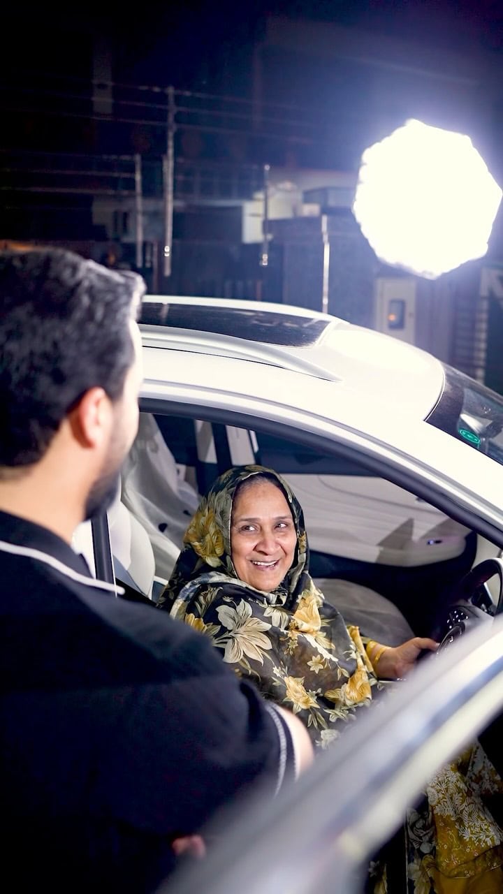 Rajab Butt’s Extremely Expensive Gift For His Parents