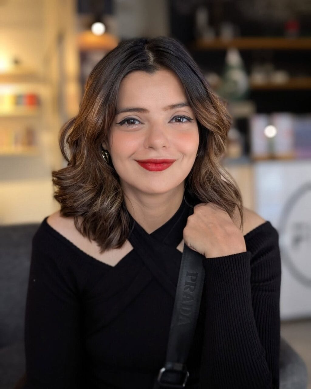 Srha Asghar on Why She Is Compelled To Earn Money Srha Asghar on Why She Is Compelled To Earn Money