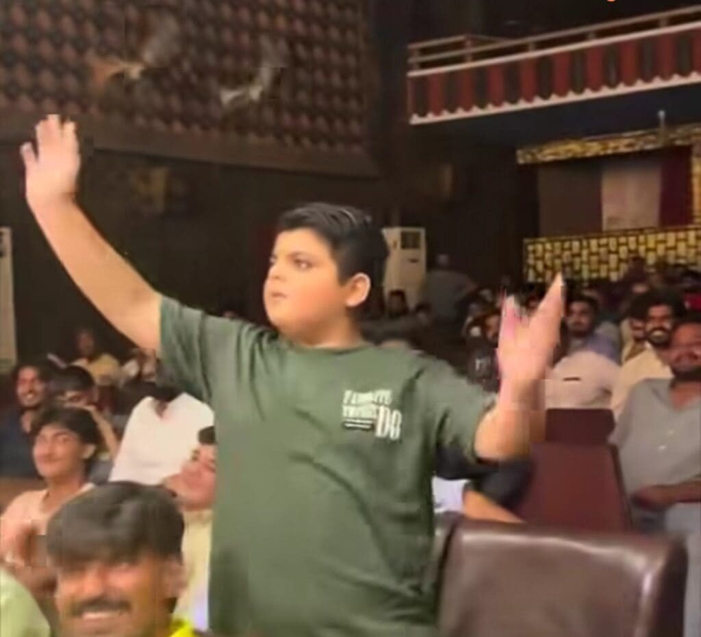 Mishi Khan Condemns Viral Kid Praising Stage Dancer's Moves Mishi Khan Condemns Viral Kid Praising Stage Dancer’s Moves