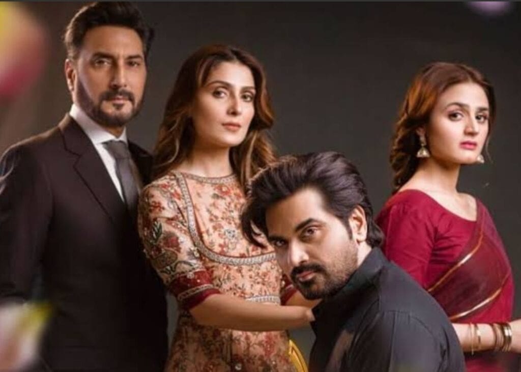 Adnan Siddiqui's Picture with Tamasha Female Contestants Invites MPTH Trolling Andan Siddiqui’s Picture with Tamasha Female Contestants Invites MPTH Trolling