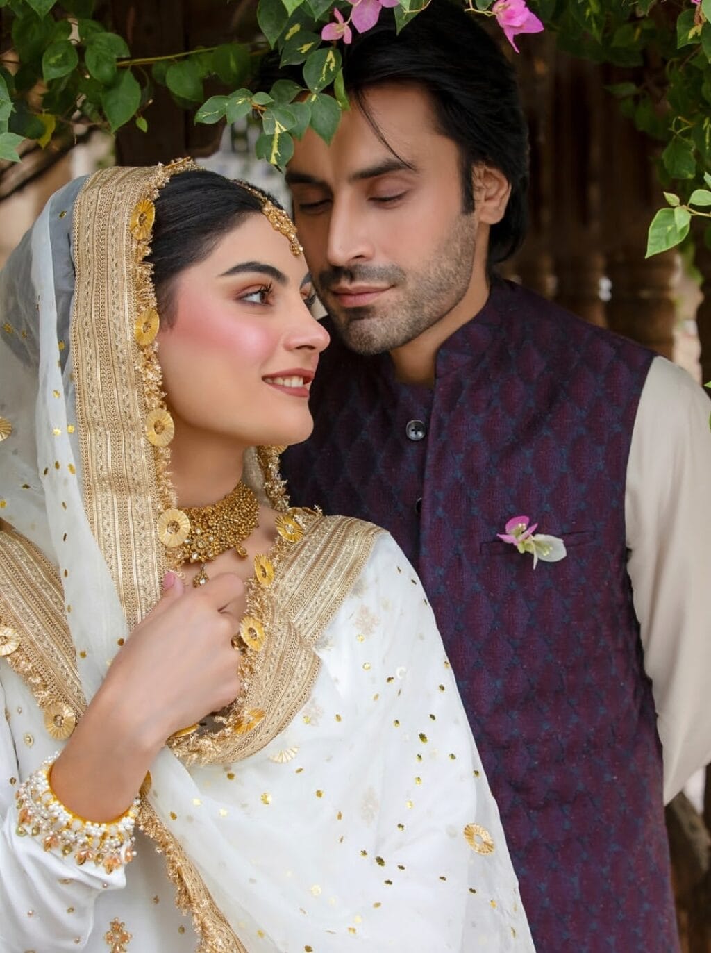 Adnan Siddiqui’s Special Nikah wish In Urdu For Esra Ayesha & Zayb Khan