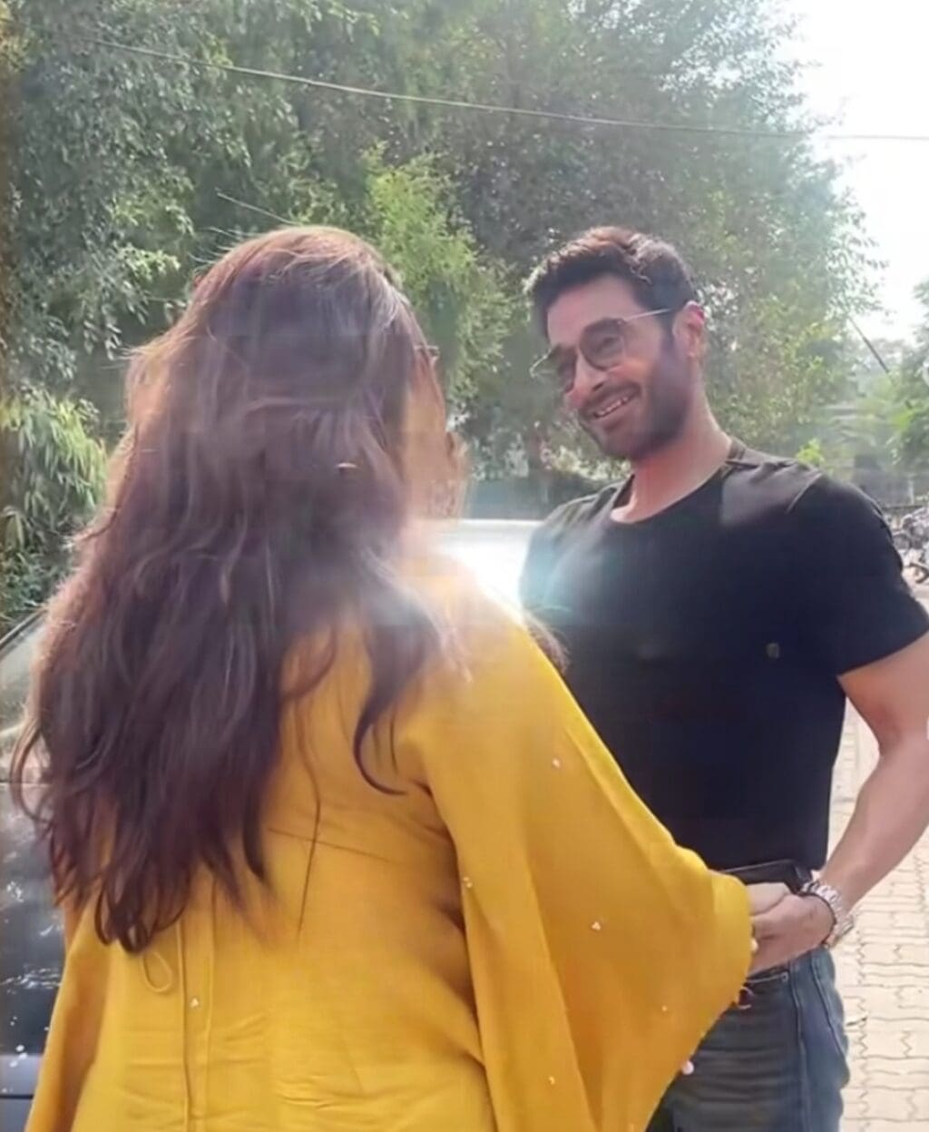 Hareem Farooq’s Outfit Choice For University Visit Criticized