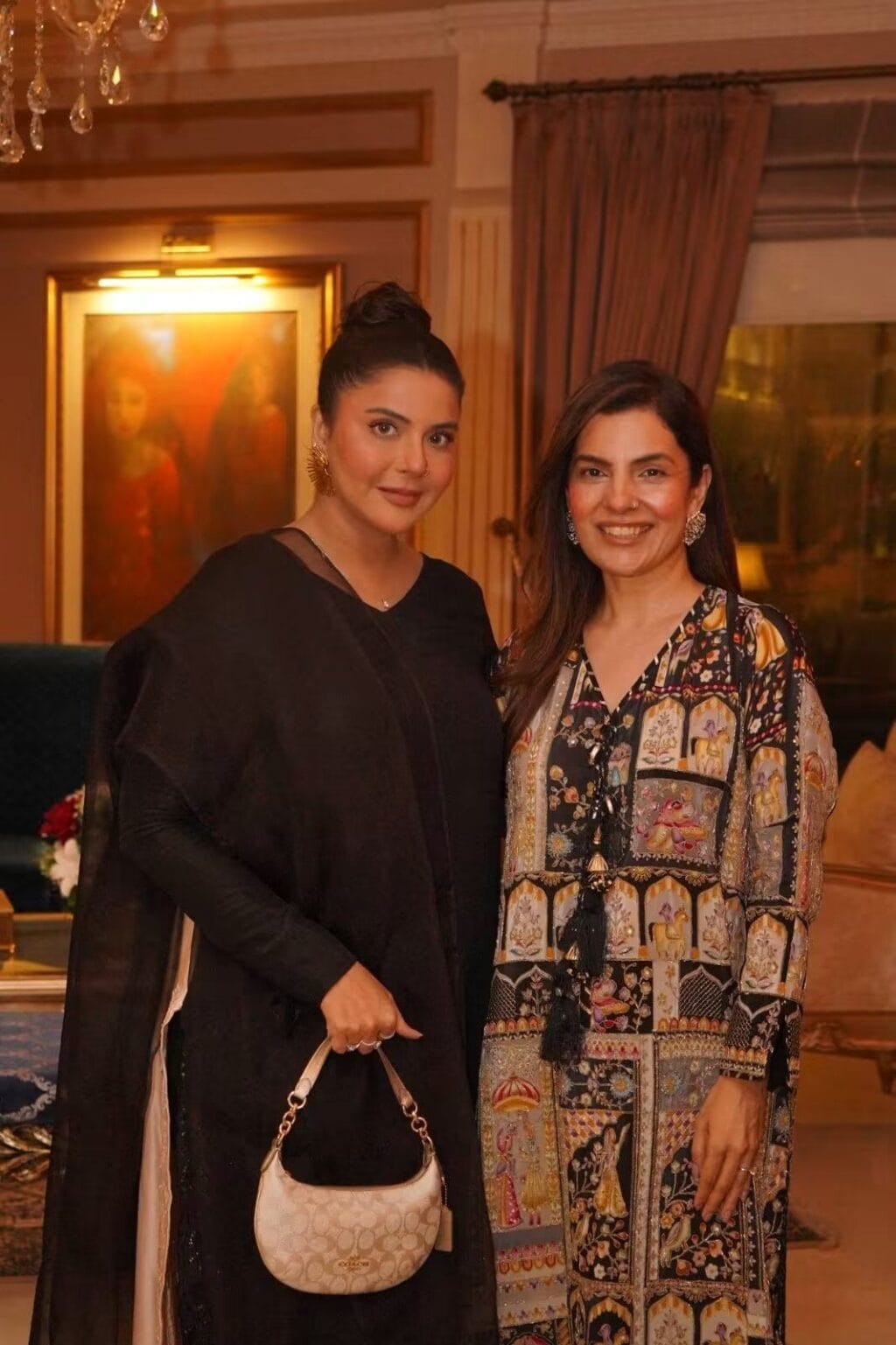 Kiran Khan Hosts Close Friends at Her Home After Wedding Kiran Khan Hosts Close Friends at Her Home After Wedding