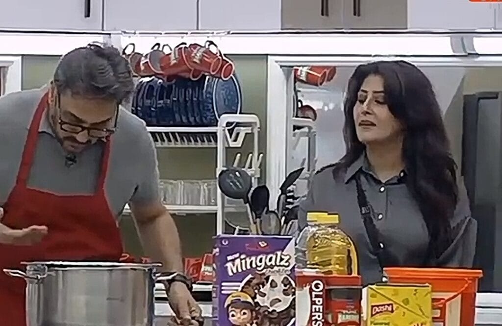 Laila Graces Tamasha Kitchen Because of Badshah Salamat Laila Graces Tamasha Kitchen Because of Badshah Salamat