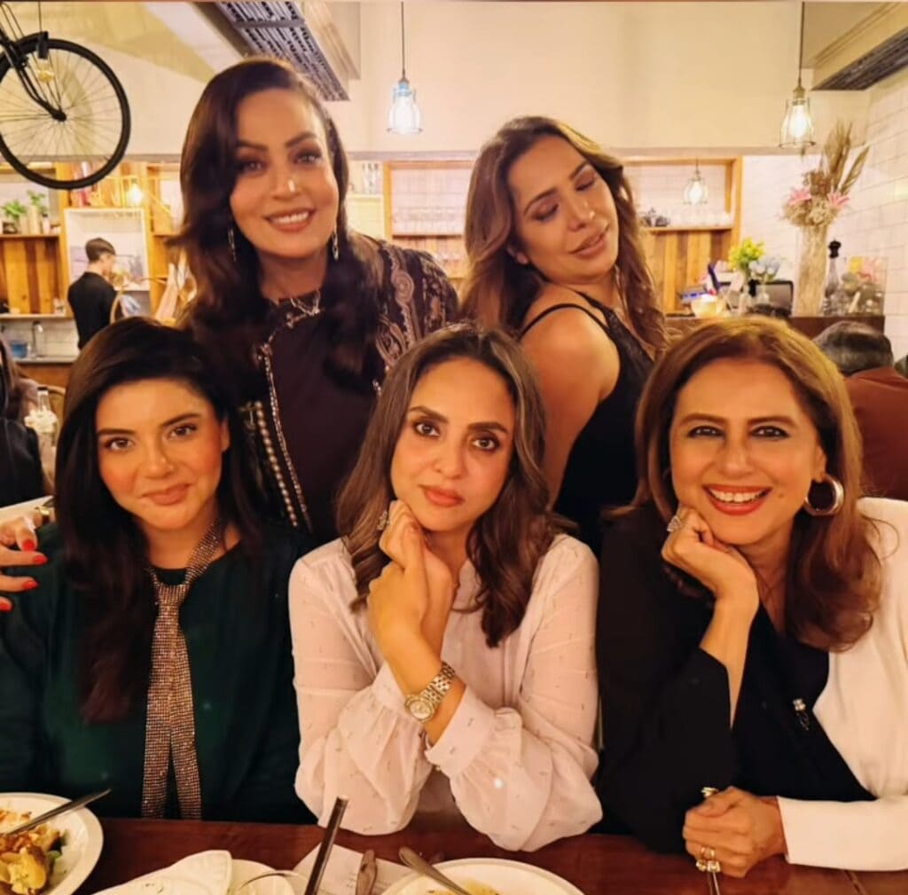 Nadia Khan Shares Pictures from Sadia Imam's Birthday Dinner Nadia Khan Shares Pictures from Sadia Imam’s Birthday Dinner
