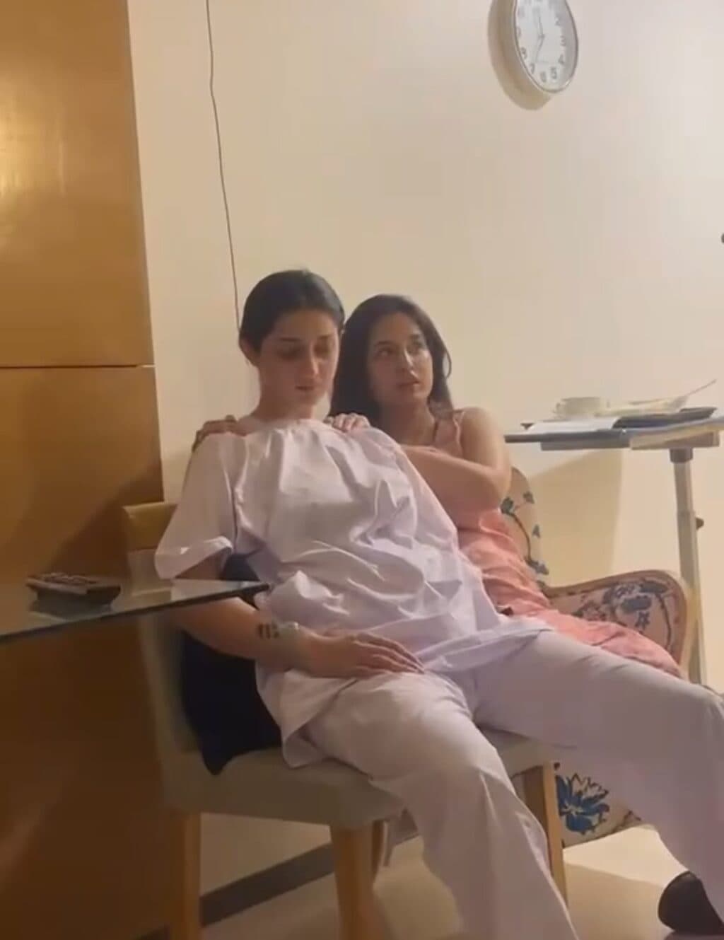 Hina Chaudhary Undergoes Painful Surgery Hina Chaudhary Undergoes Painful Surgery