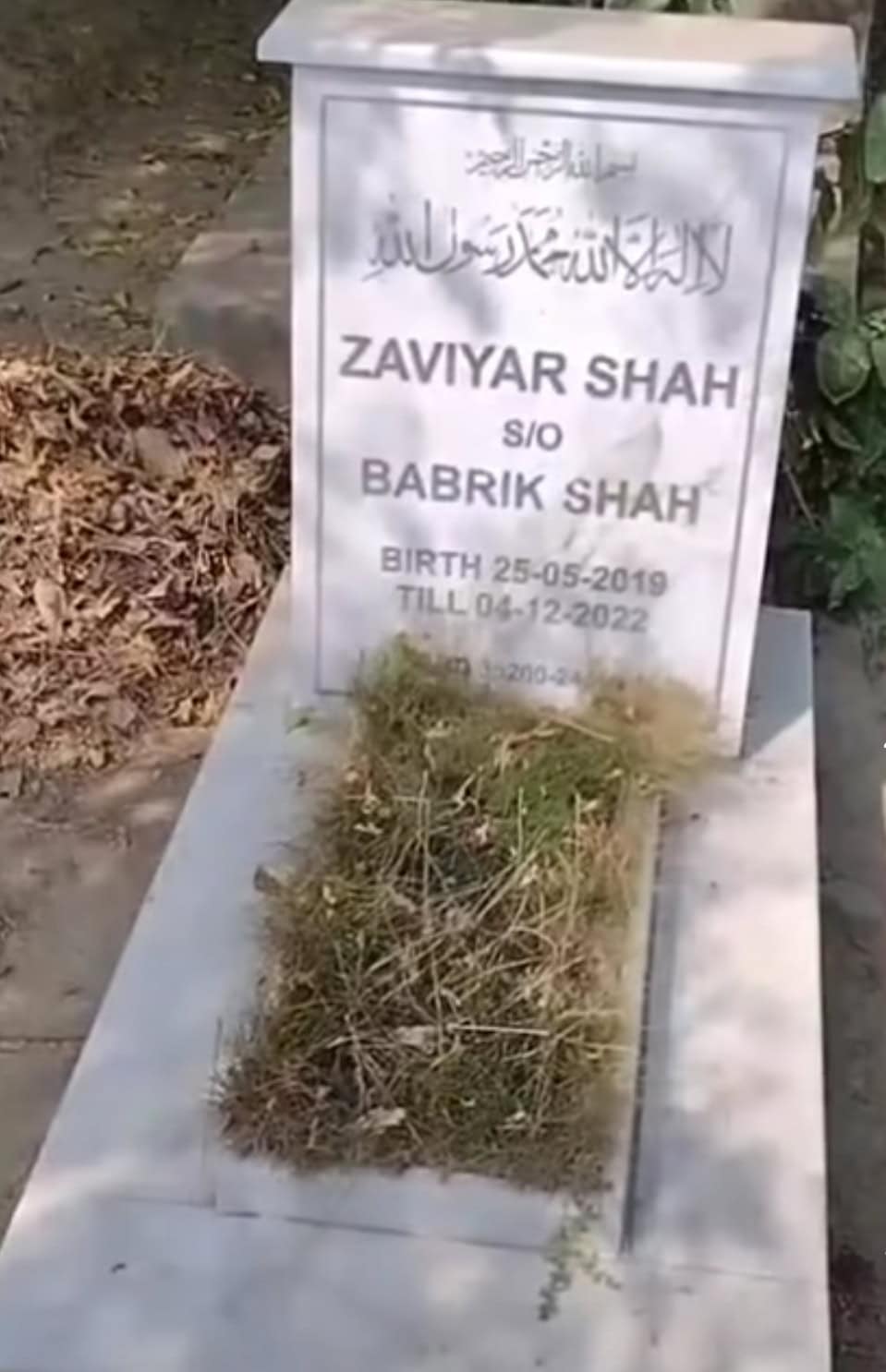 Zee Khan's Insensitive Comment on Babrik Shah Son's Death Highly Condemned Zee Khan’s Insensitive Comment on Babrik Shah Son’s Death Highly Condemned