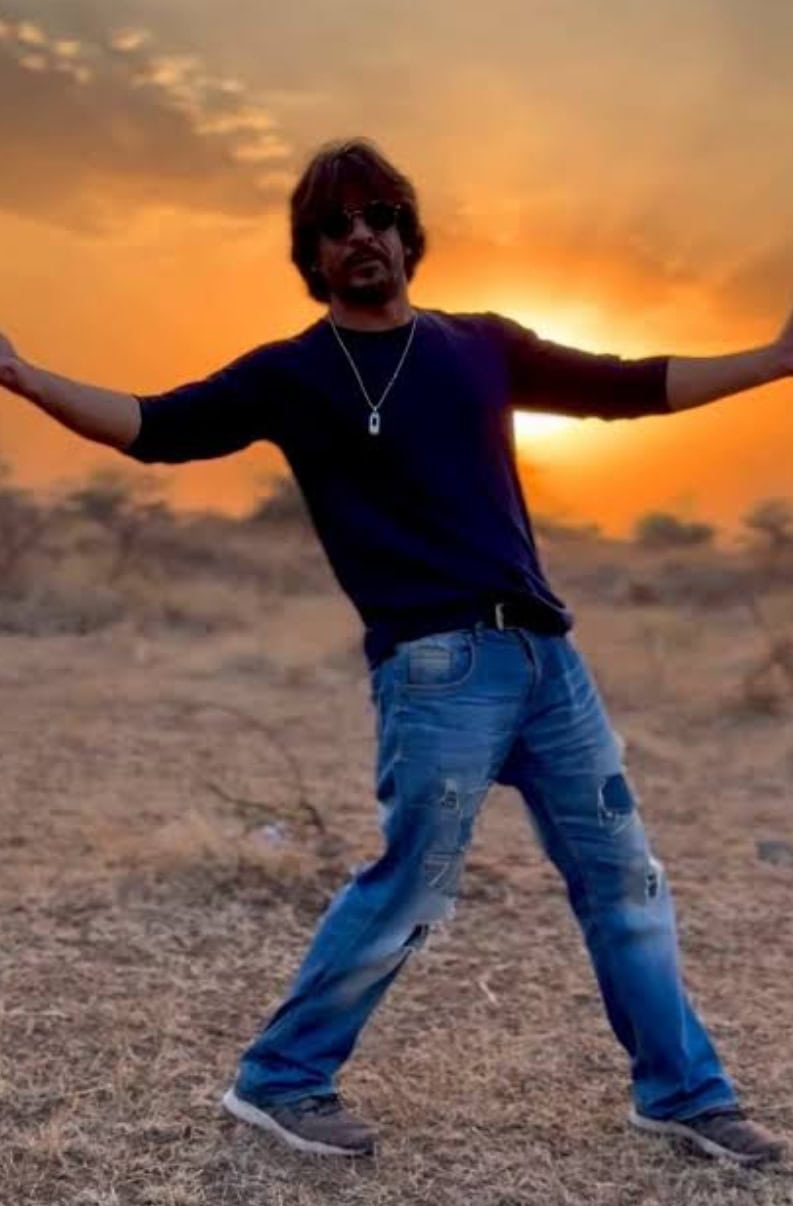Shahvir Kadwani’s SRK Style Celebration Heavily Trolled