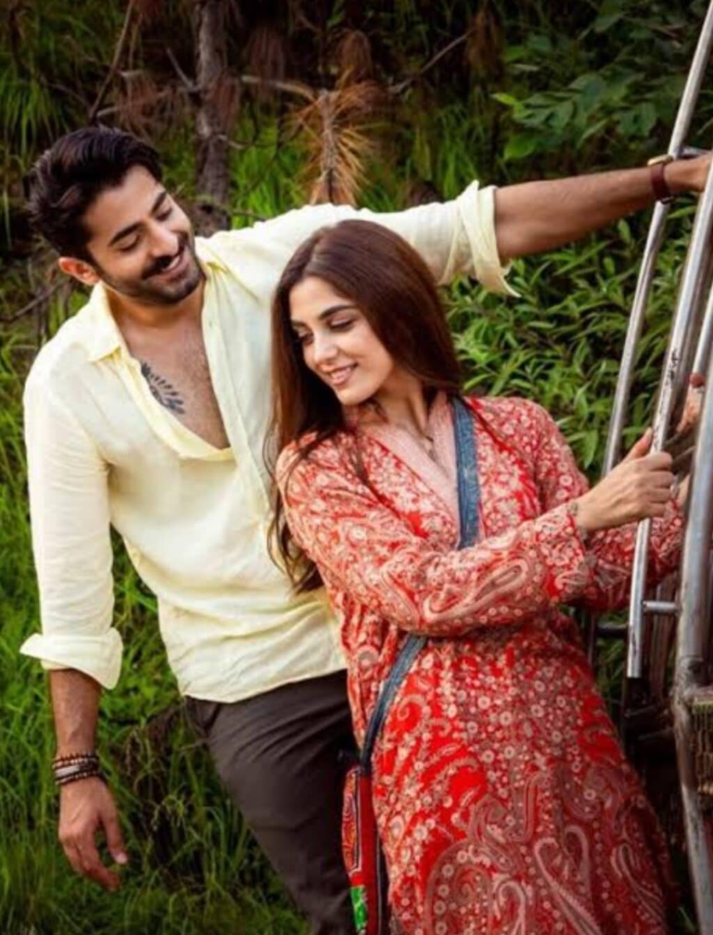 Fans Term Sheheyar Munawar Real Life Zamil