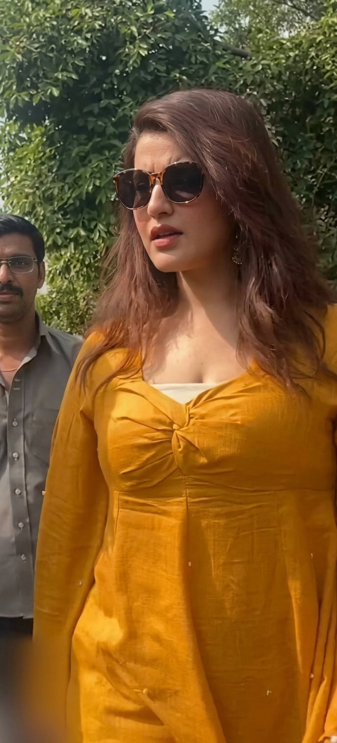Ahmed Randhawa On Public Using Foul Language For Actresses Ahmed Randhawa On Public Abusing Actresses Online