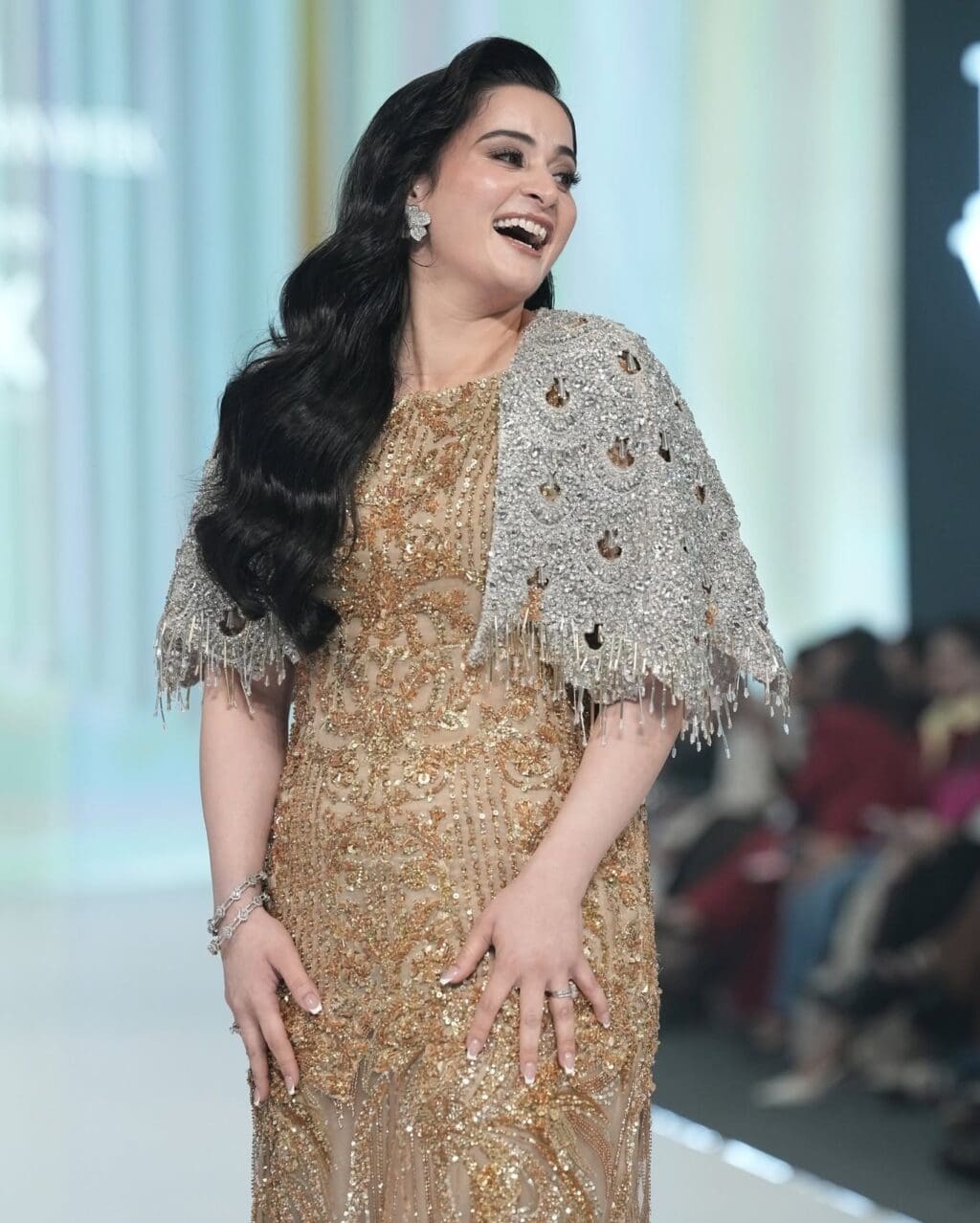 Aiman Khan Stuns Public With Gorgeous Transformation Aiman Khan Stuns Public With Gorgeous Transformation