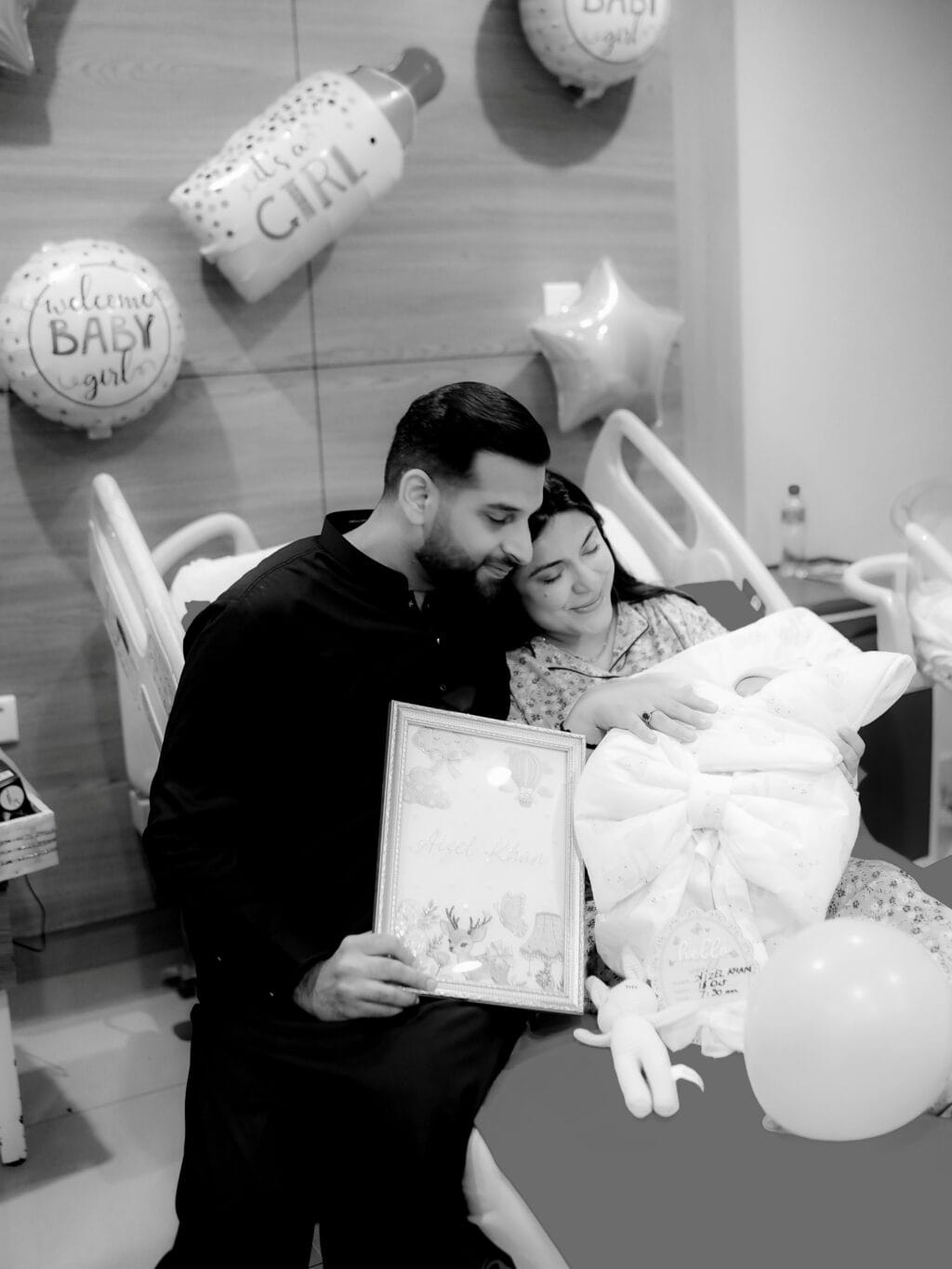 Anchor Hina Niazi Welcomes First Child Anchor Hina Niazi Welcomes First Child