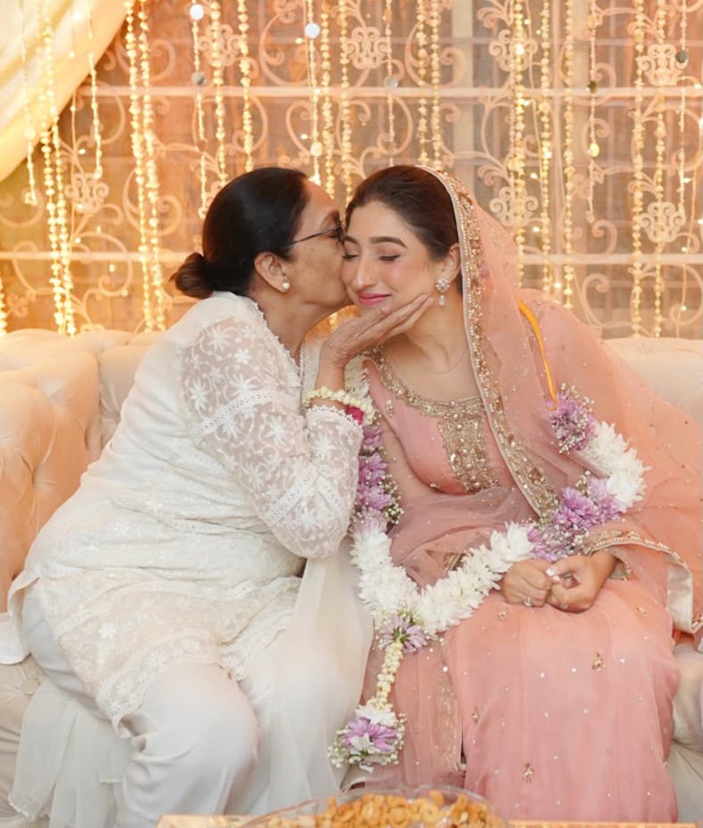 Mariyam Nafees's Emotional Post For Mother in Law After Her Passing Mariyam Nafees’s Emotional Post For Mother in Law After Her Passing