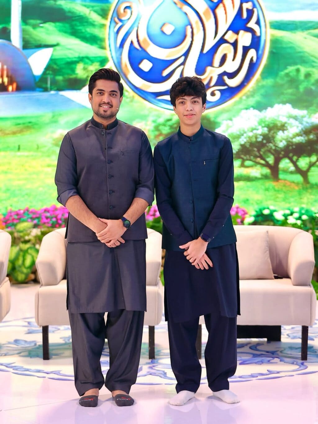 Pehlaaj Hassan Becomes Golden Man - Roams Streets Auto Draft
