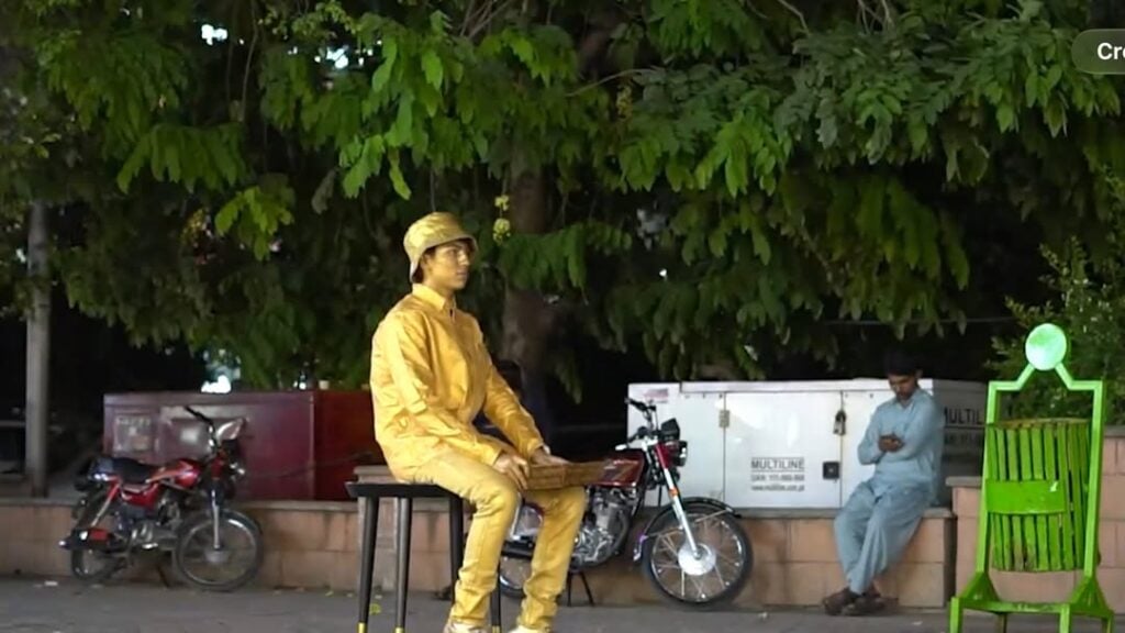 Pehlaaj Hassan Becomes Golden Man - Roams Streets Auto Draft