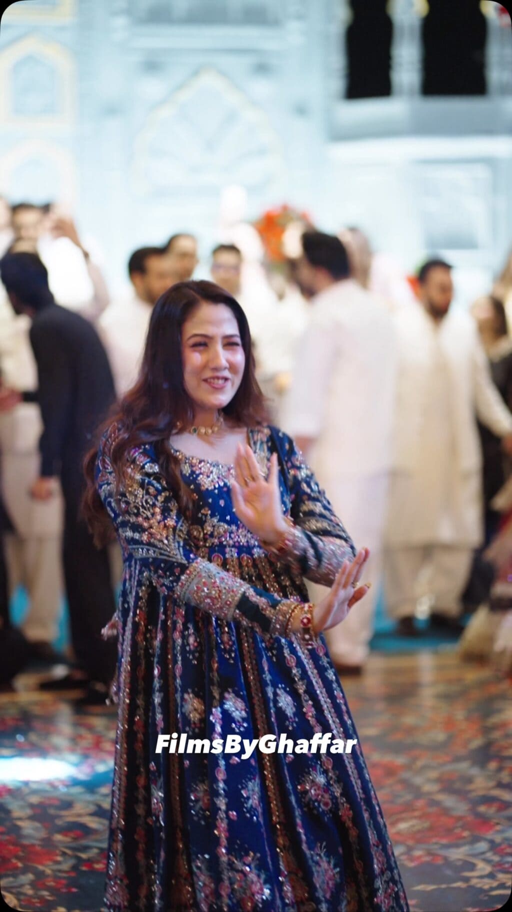 Rahat Ghani & Zayb Khan Dance With Zeal At A Wedding Rahat Ghani & Zayb Khan Dance With Zeal At A Wedding