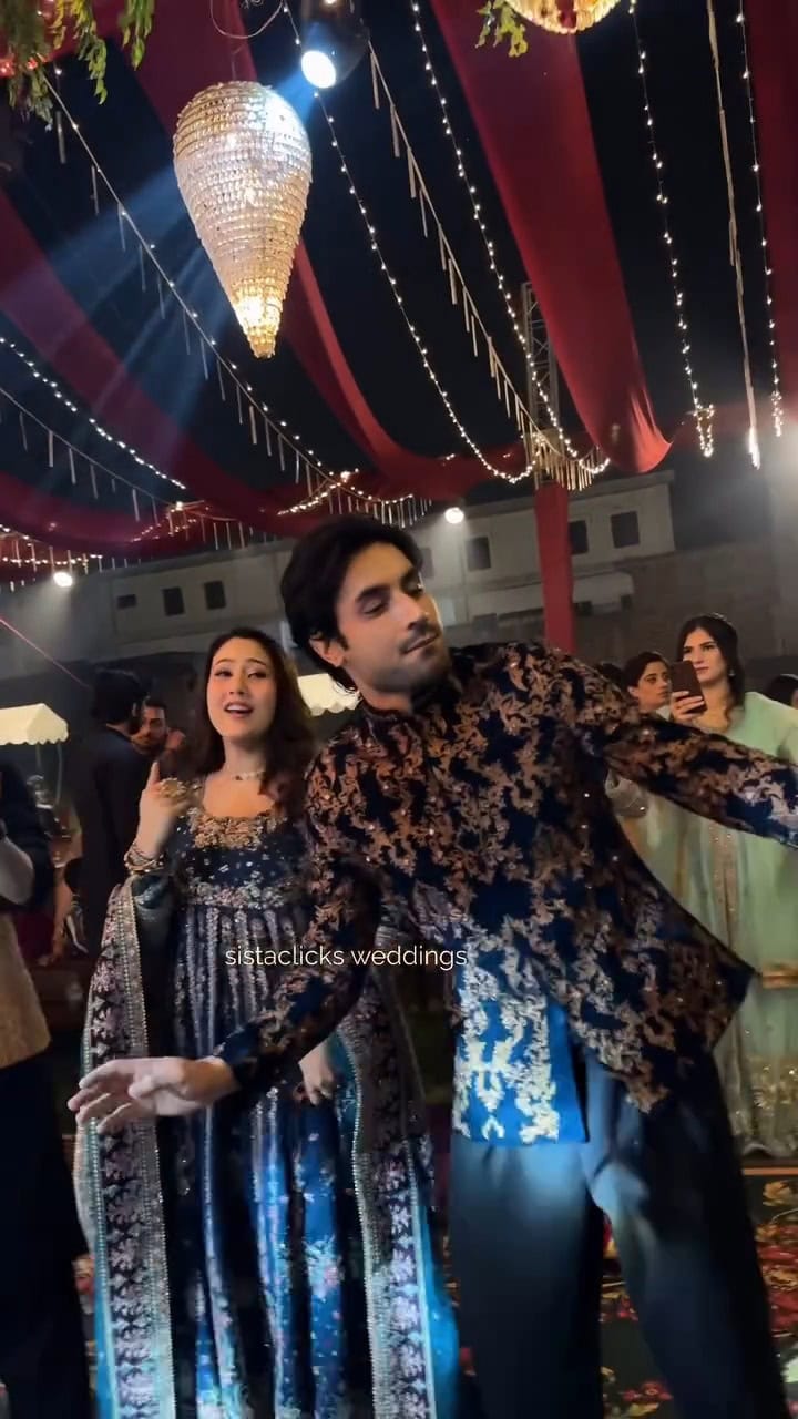 Rahat Ghani & Zayb Khan Dance With Zeal At A Wedding Rahat Ghani & Zayb Khan Dance With Zeal At A Wedding