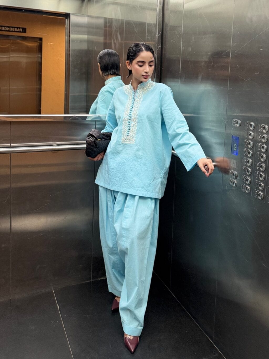 Saboor Aly Styles In Men's Clothes - Public Reacts Saboor Aly Styles In Men’s Clothes – Public Reacts