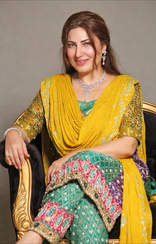 Madiha Shah Has An Advice For Saima Noor Madiha Shah Has An Advice For Saima Noor