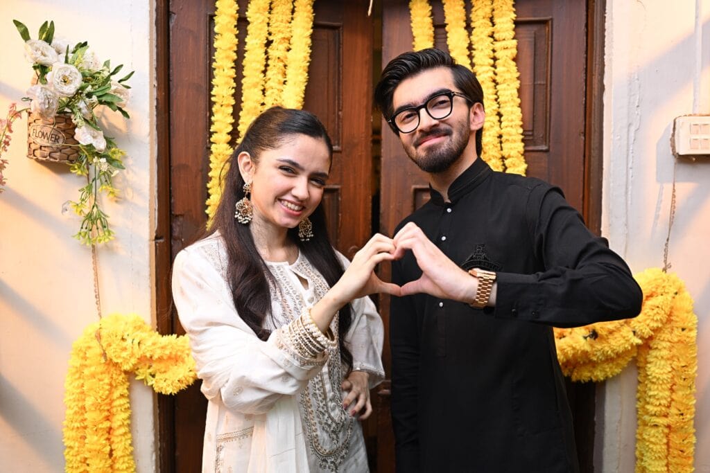 Shahvir Kadwani's Muhabbat BTS Pictures Shahvir Kadwani’s Muhabbat BTS Pictures