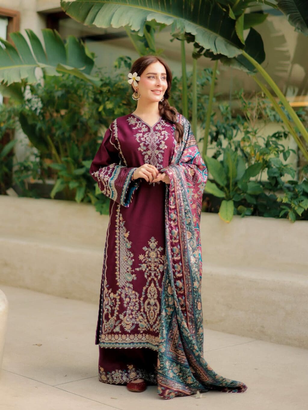 Sidra Niazi's Outfit Choice At An Event Under Fire Sidra Niazi’s Outfit Choice At An Event Under Fire
