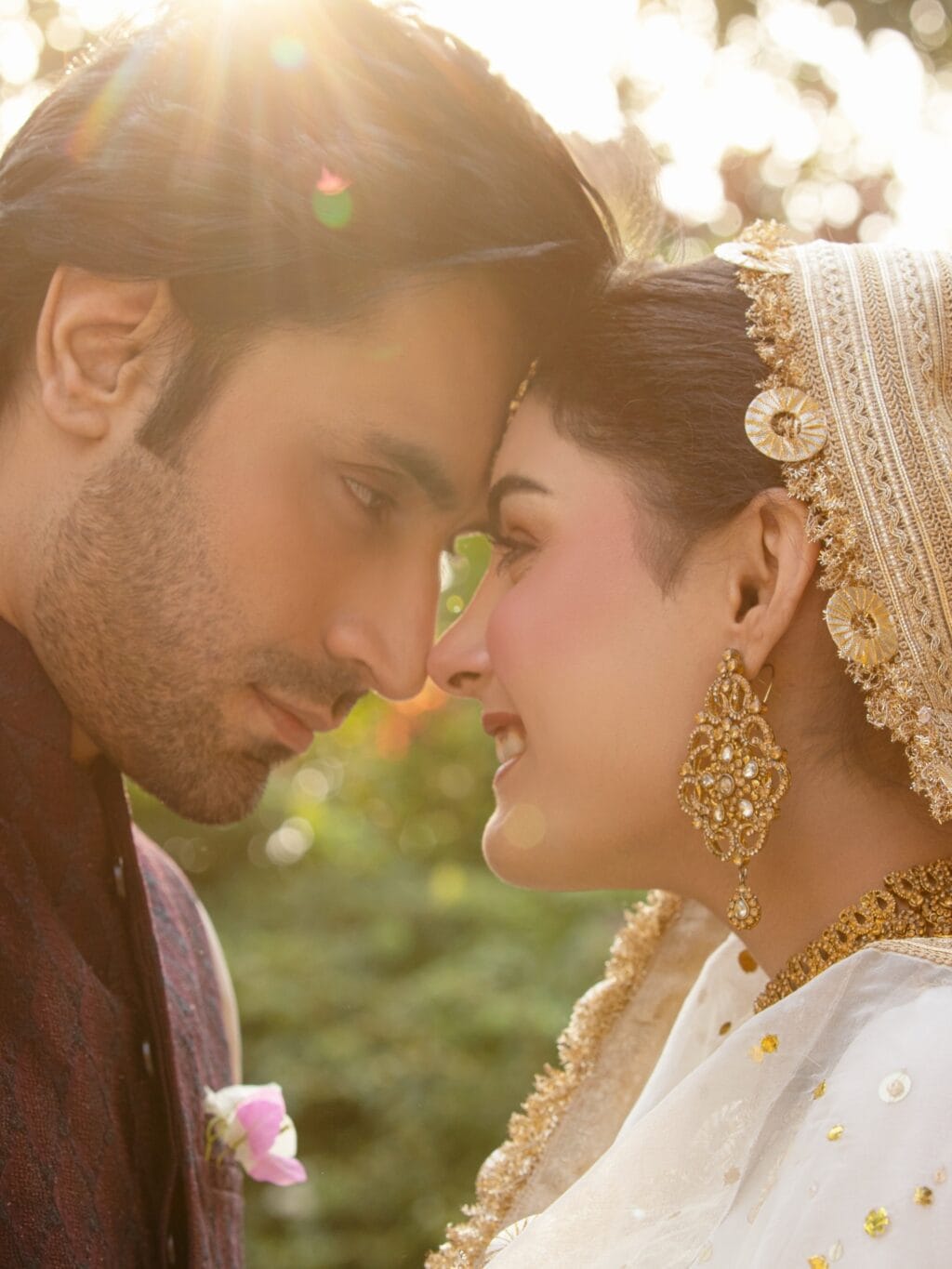 Tamasha Season 5's Esra Ayesha & Zayb Khan Get Married Tamasha Season 5’s Esra Ayesha & Zayb Khan Get Married